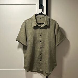 Men’s Large button down dress shirt green/brown twill excellent condition
